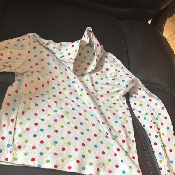 2T girls turtle neck T-shirt - Picture 4 of 4